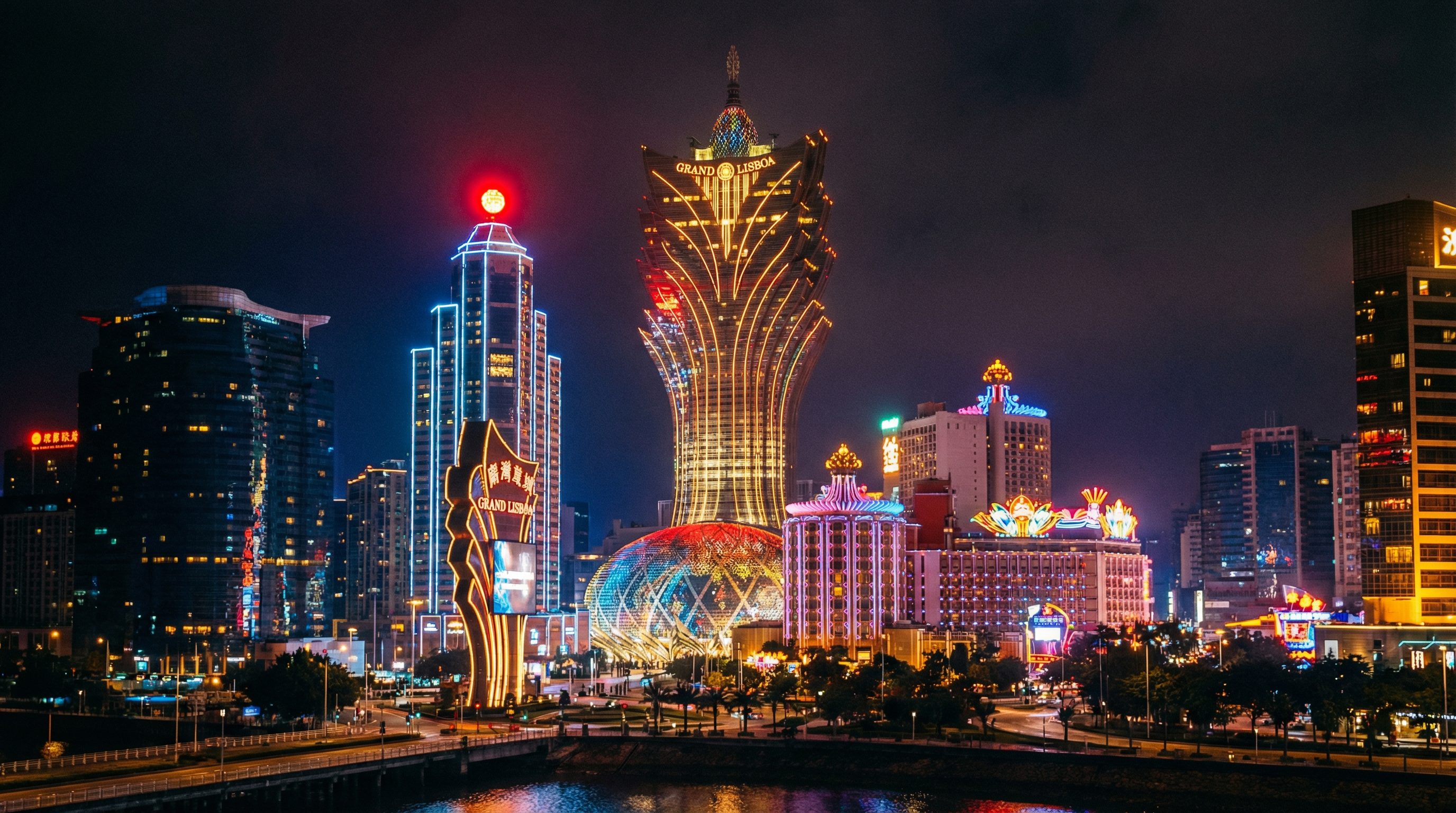 澳门六合彩 - 澳门地标建筑夜景